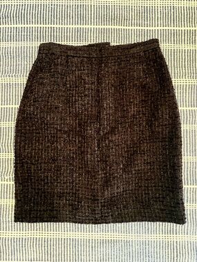Escada black wool textured skirt size EU 38